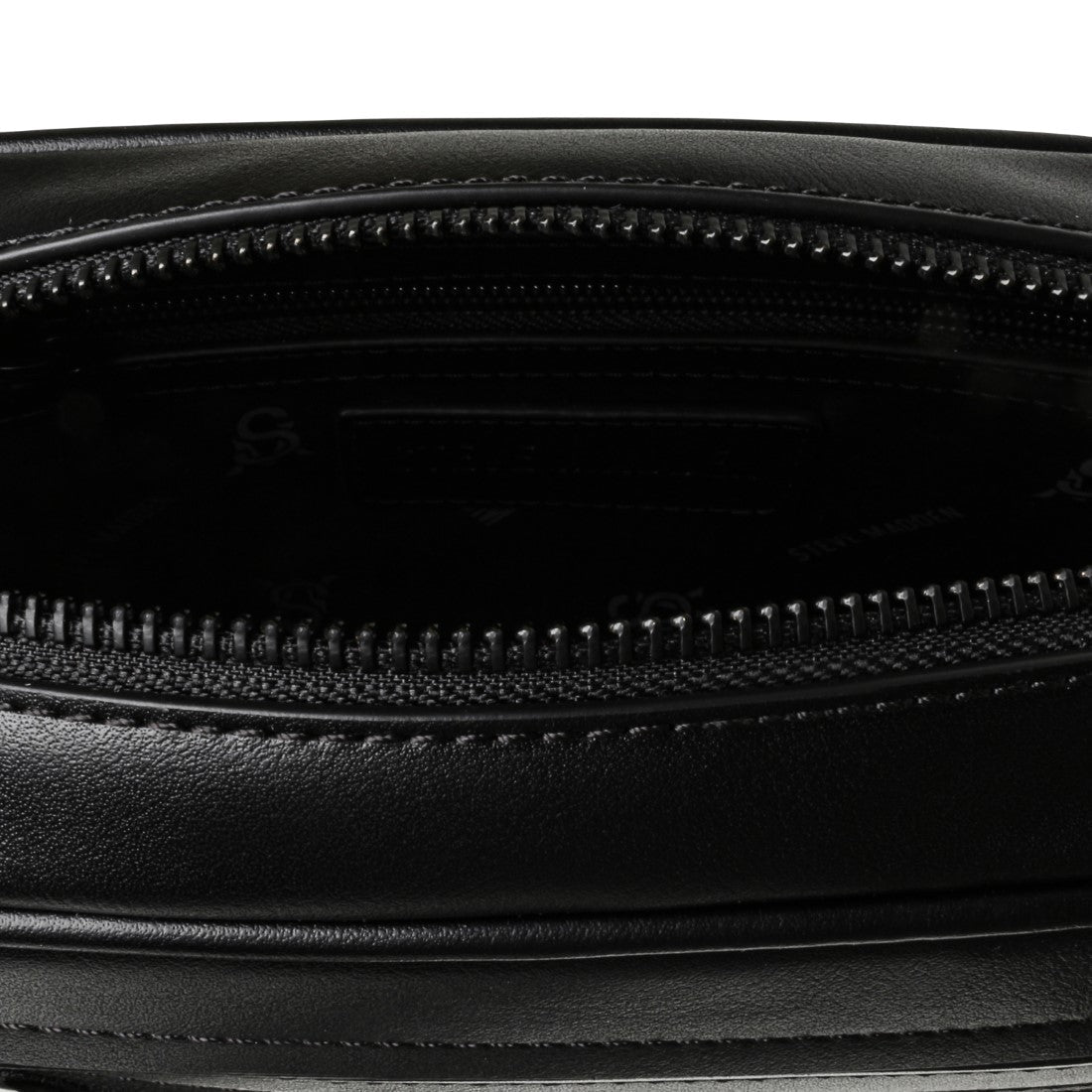 BAIZE BLACK BLACK